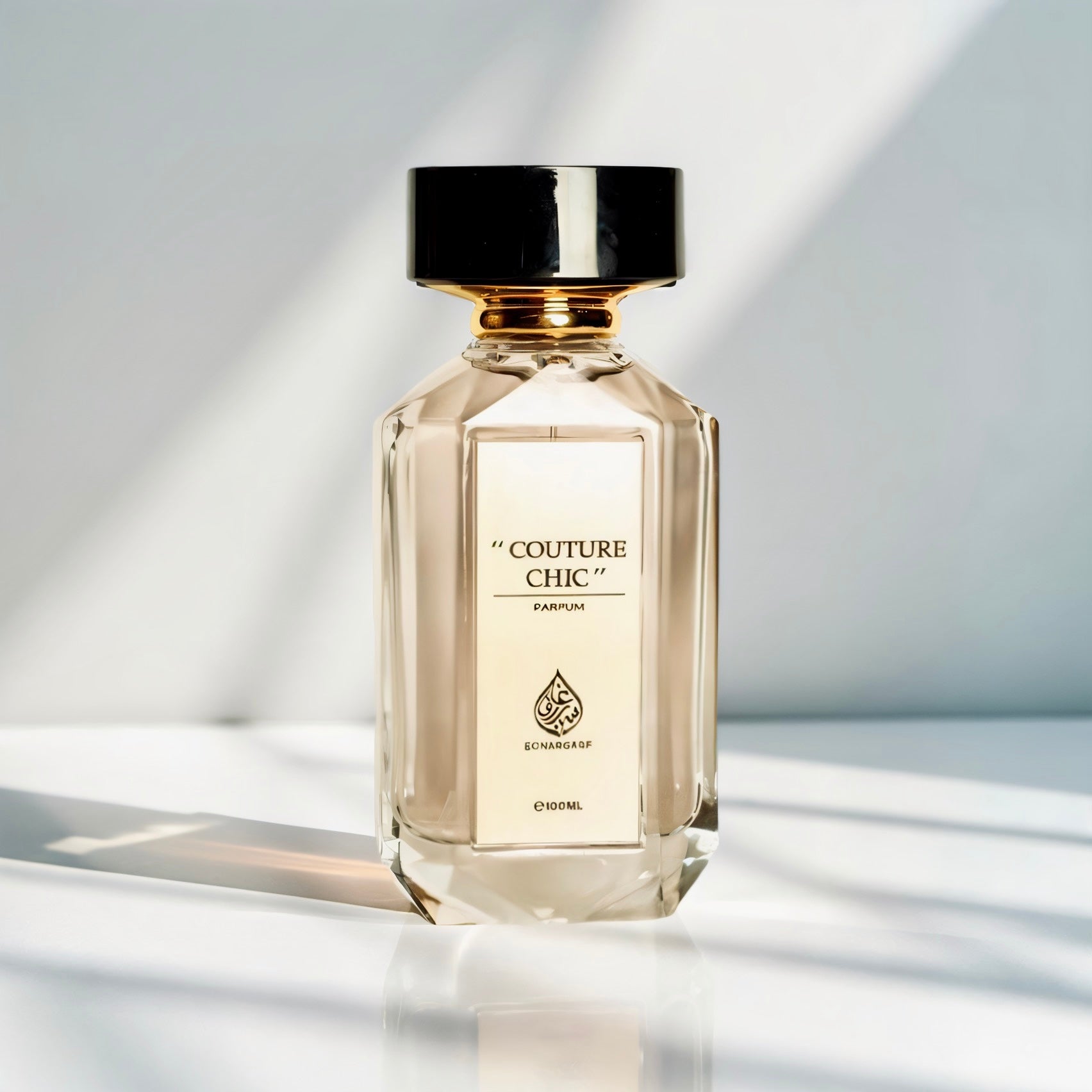 Ecnargarf perfume bottle
